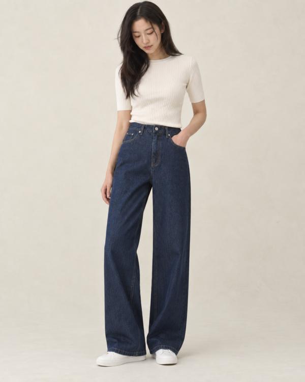 Women’s Wide-Leg Jeans