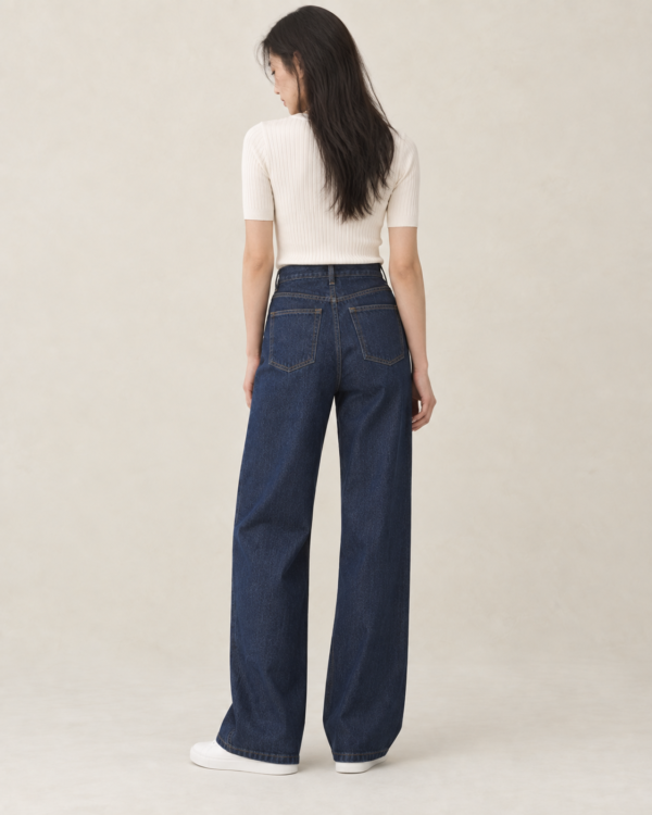 Women’s Wide-Leg Jeans